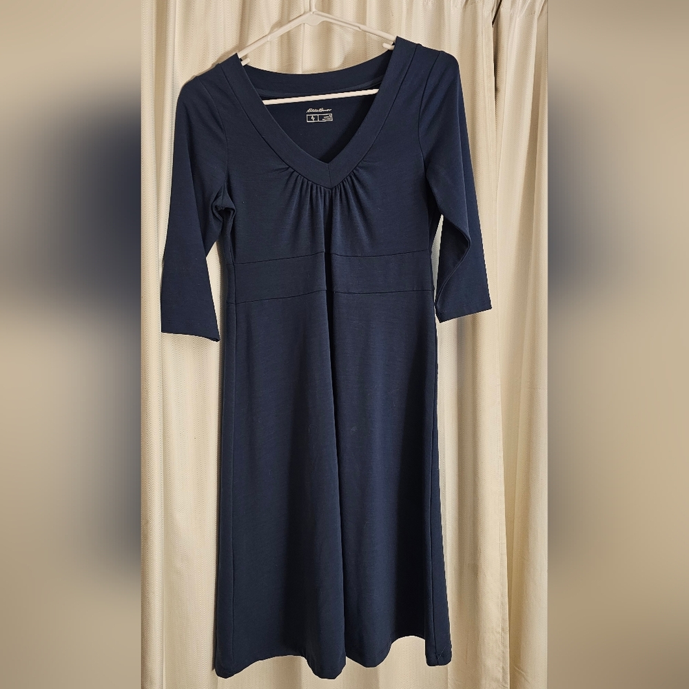 Eddie Bauer women's Small blue 3/4 sleeve stretch dress